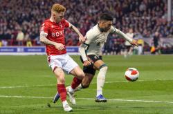 谢震业赛后谦逊发言登热搜，洛杉矶湖人绝杀利物浦引发热议的简单介绍