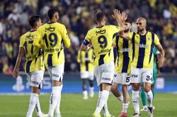 切尔西遭遇惨败，教练团队面临考验