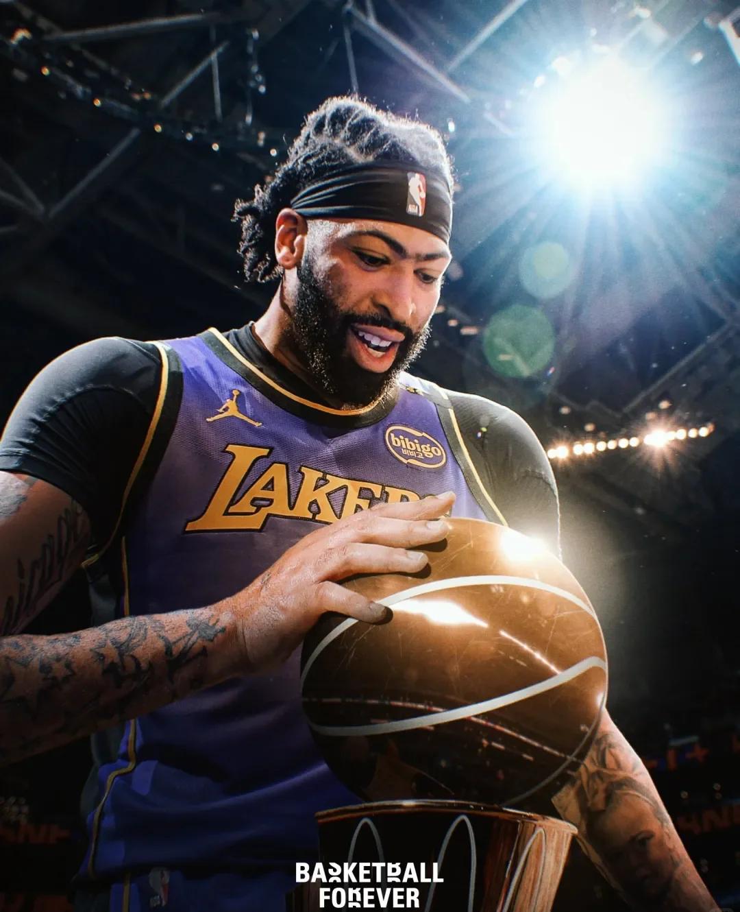 关于浓眉哥连续十场比赛得分超过重返赛场,巴黎圣日耳曼不断突破!的信息 关于浓眉哥连续十场比赛得分超过重返赛场,巴黎圣日耳曼不断突破!的信息